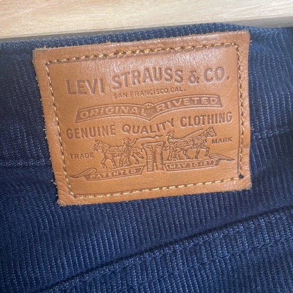 Levi’s Wedgie Straight Navy Cords - Picture 8 of 12